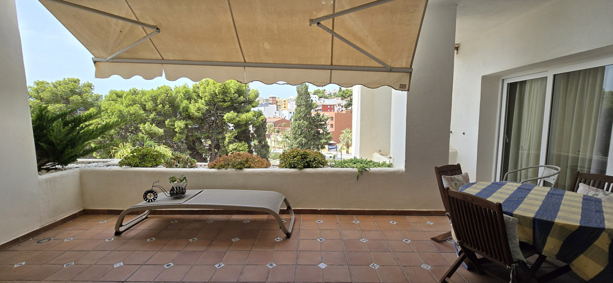 Appartement te koop in Torremolinos Centro | 4 slaapkamers H5130133