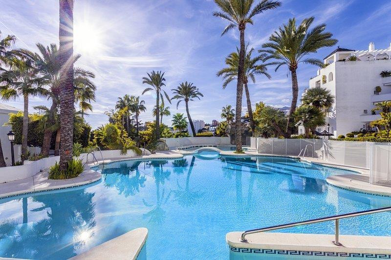 Appartement te koop in Torremolinos Centro | 4 slaapkamers H5130133