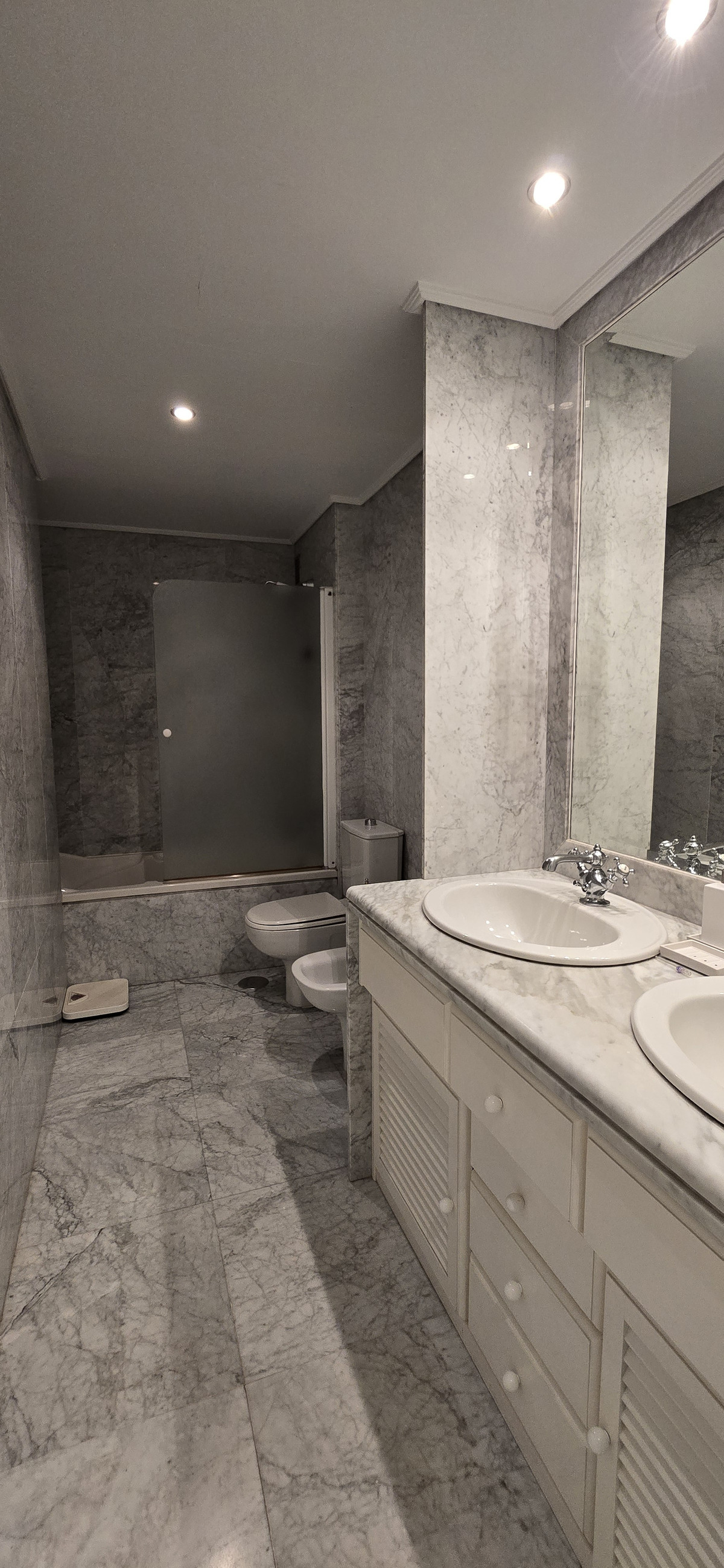 Appartement te koop in Torremolinos Centro | 4 slaapkamers H5130133