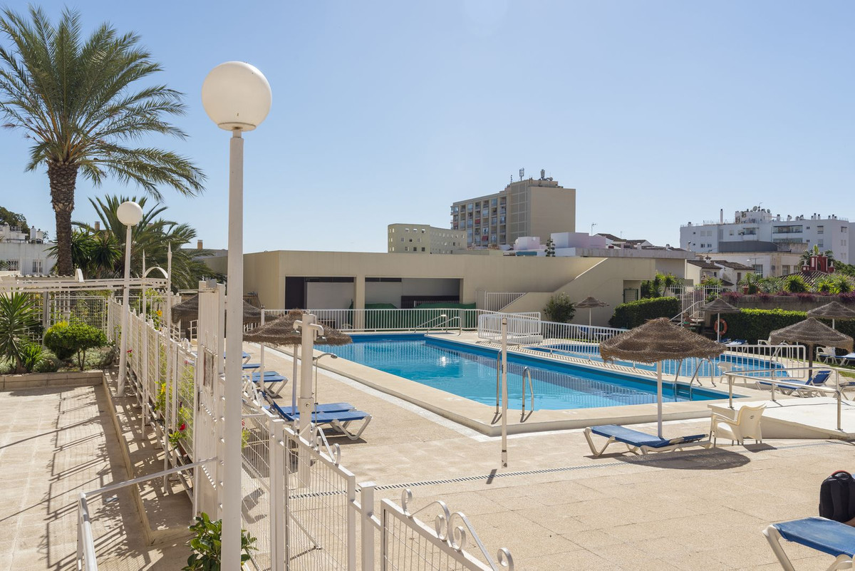 Appartement te koop in Torremolinos Centro | 2 slaapkamers H5208682