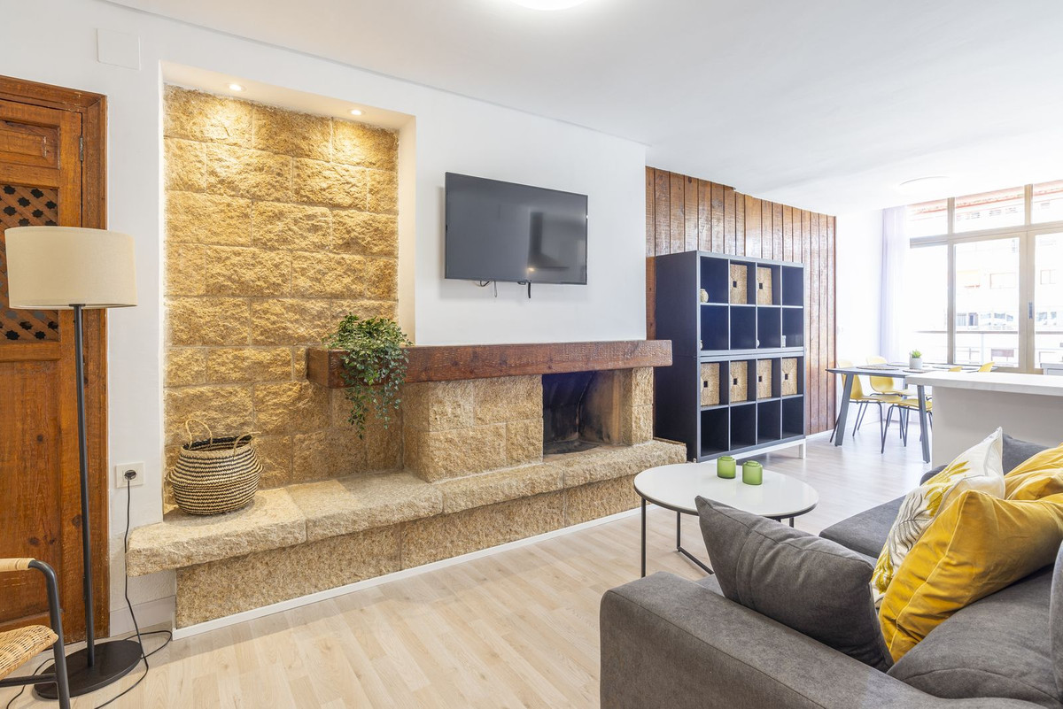 Appartement te koop in Torremolinos Centro | 2 slaapkamers H5208682