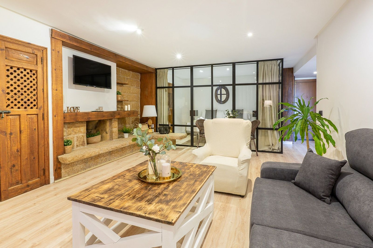 Appartement te koop in Torremolinos Centro | 2 slaapkamers H5210491