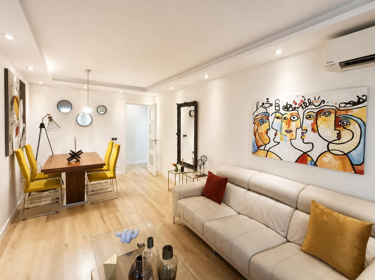 Appartement te koop in Torremolinos Centro | 2 slaapkamers H5433325