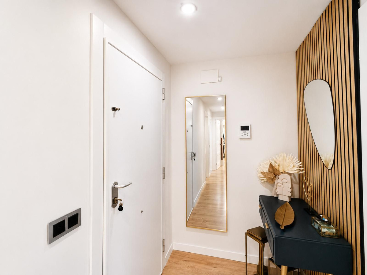 Appartement te koop in Torremolinos Centro | 2 slaapkamers H5433325