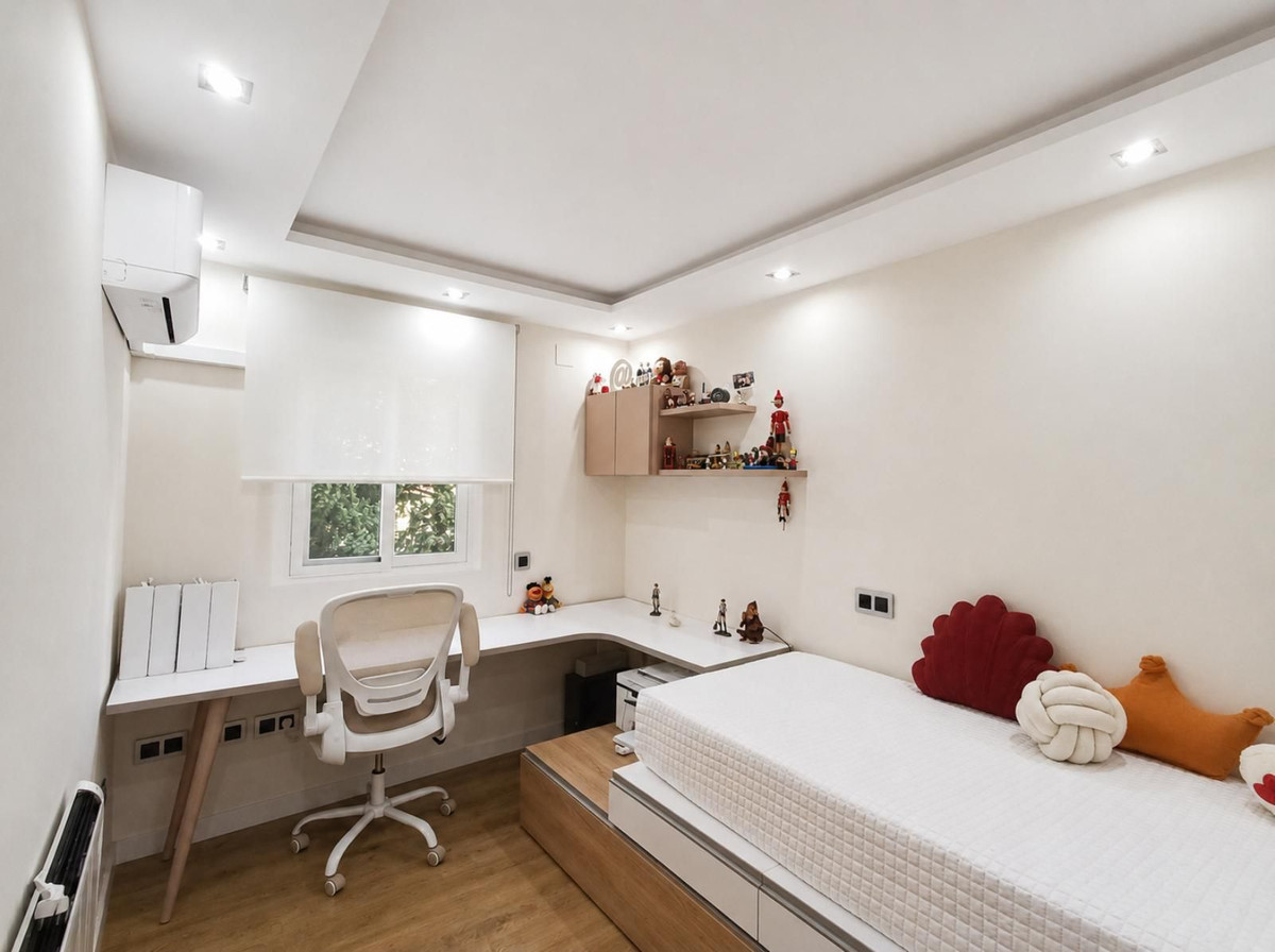 Appartement te koop in Torremolinos Centro | 2 slaapkamers H5433325