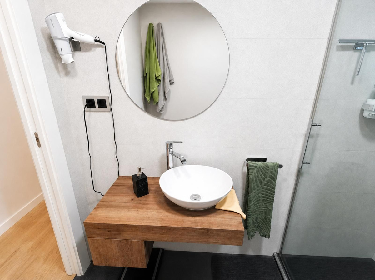 Appartement te koop in Torremolinos Centro | 2 slaapkamers H5433325