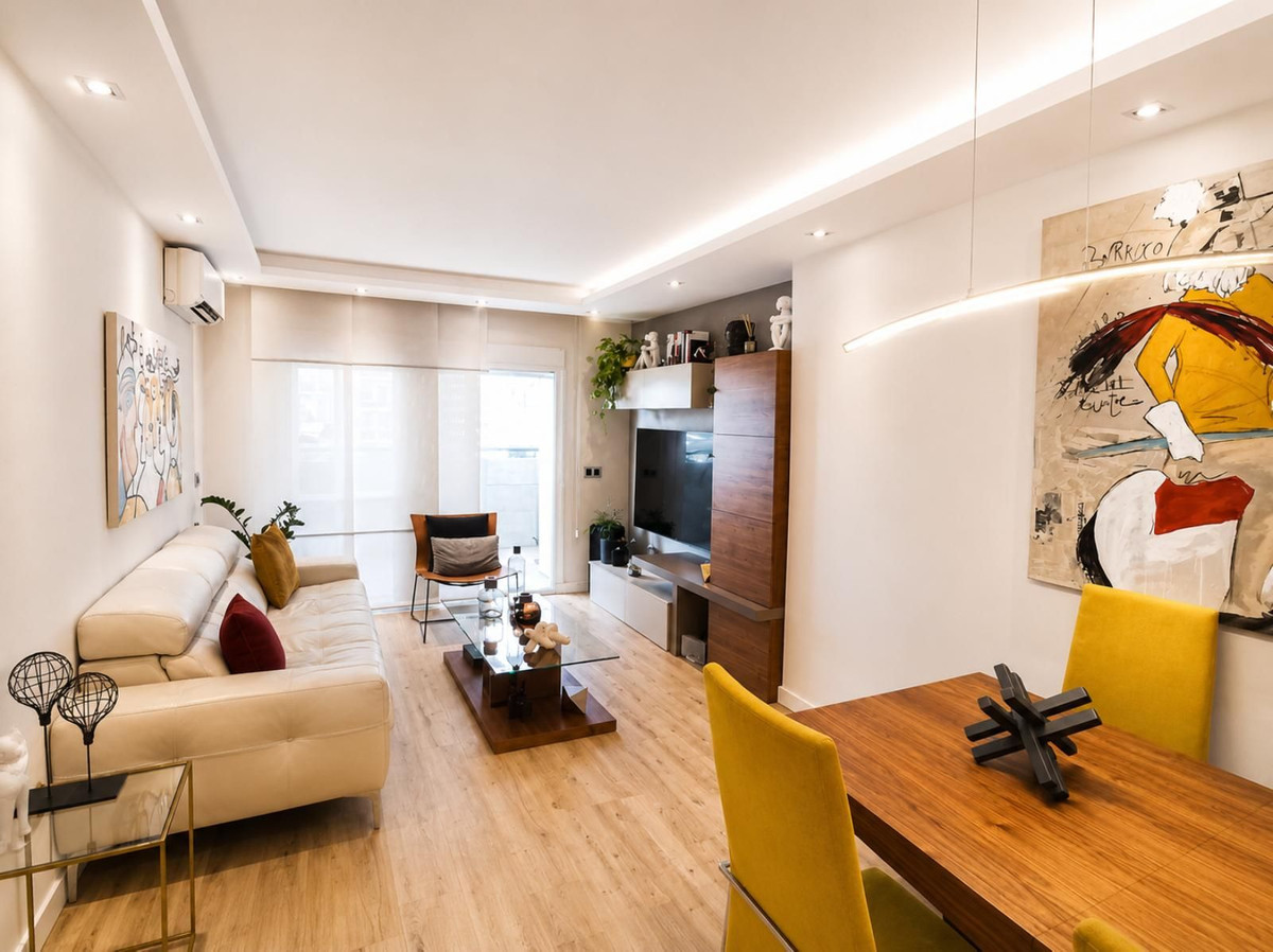Appartement te koop in Torremolinos Centro | 2 slaapkamers H5433325