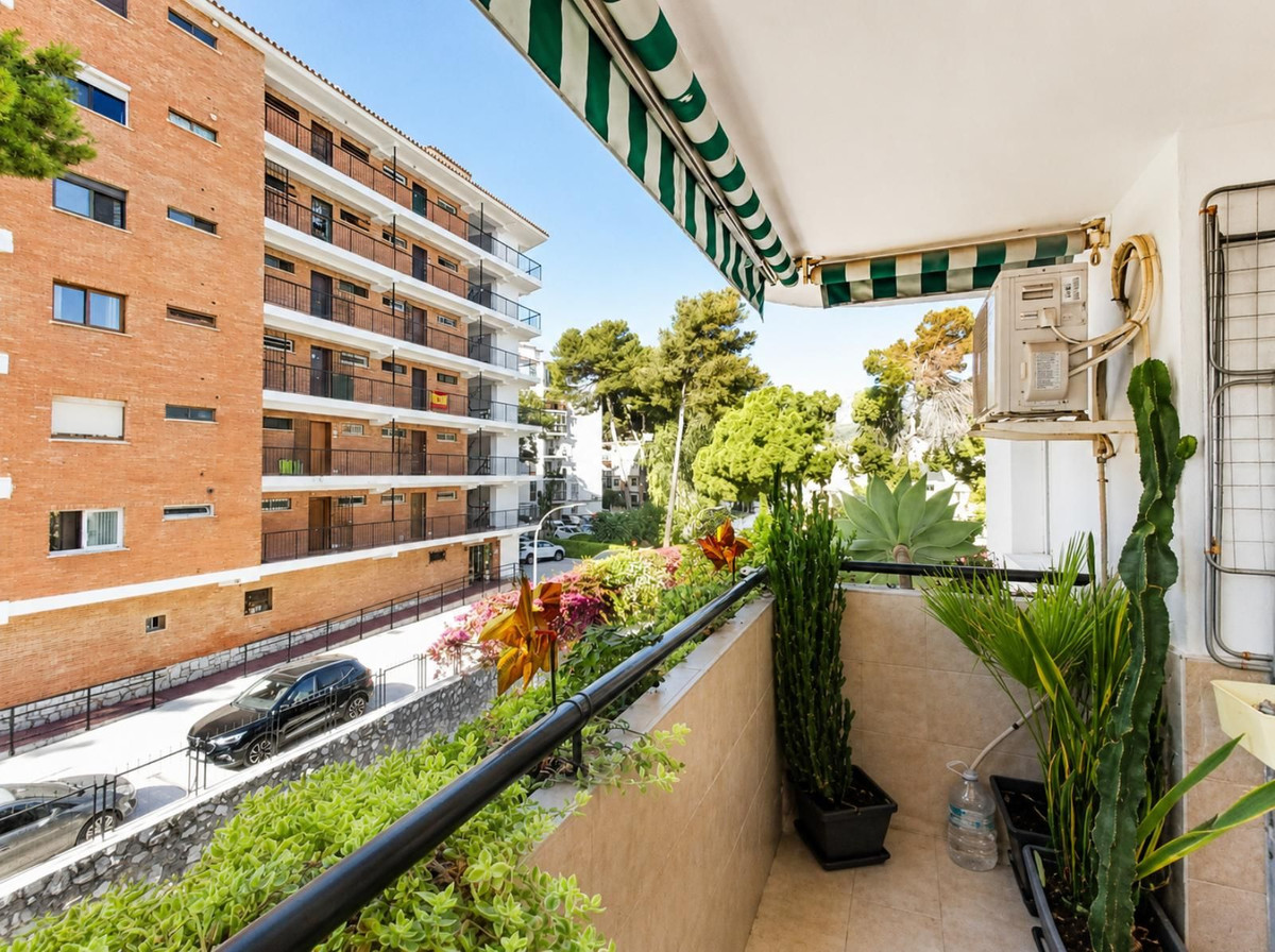 Appartement te koop in Torremolinos Centro | 2 slaapkamers H5433325