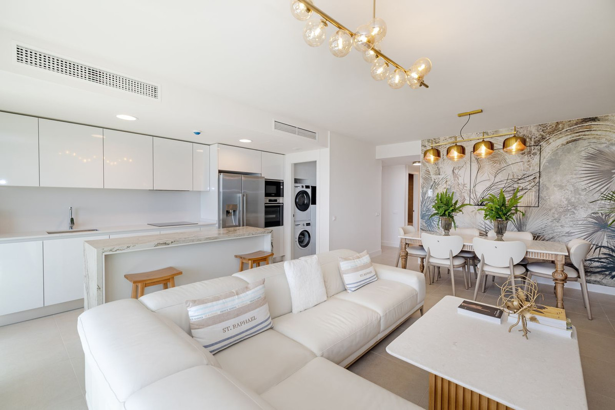 Appartement te koop in Torremolinos Centro | 2 slaapkamers H5483605