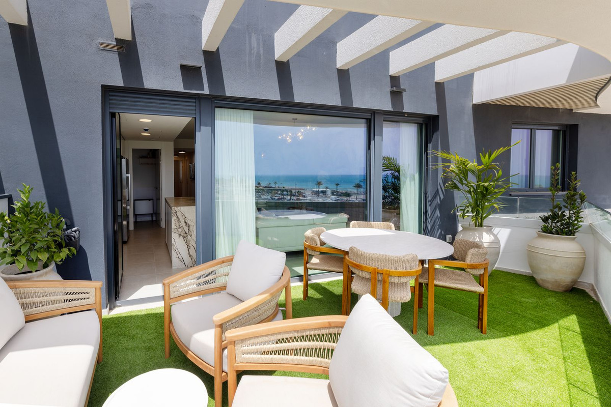 Appartement te koop in Torremolinos Centro | 2 slaapkamers H5483605