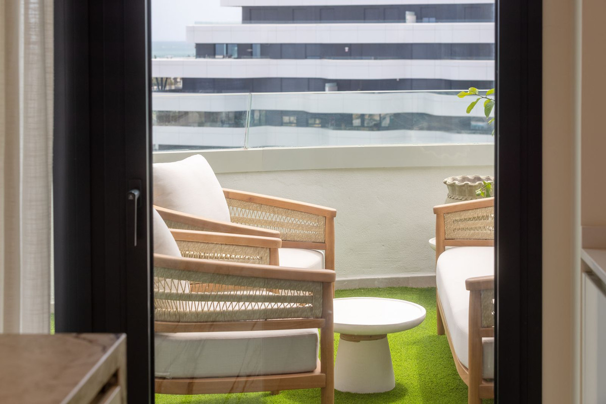 Appartement te koop in Torremolinos Centro | 2 slaapkamers H5483605