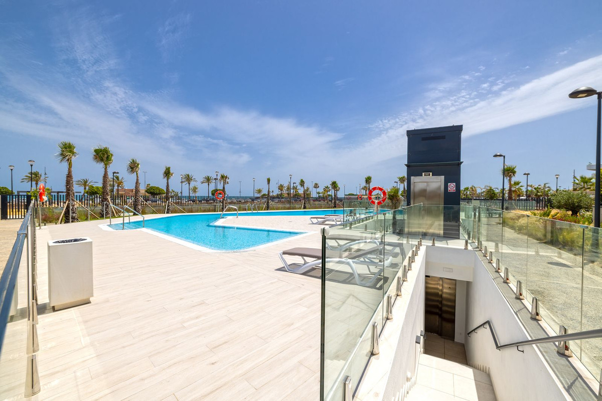 Appartement te koop in Torremolinos Centro | 2 slaapkamers H5483605