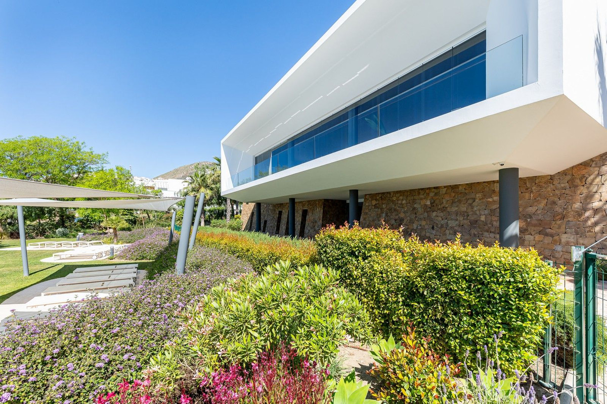 Property main view 42
