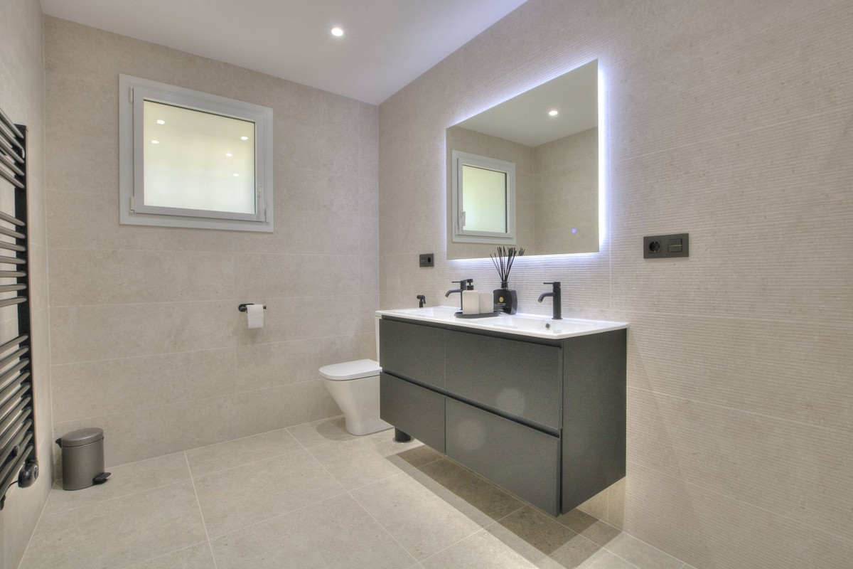 Property main view 37