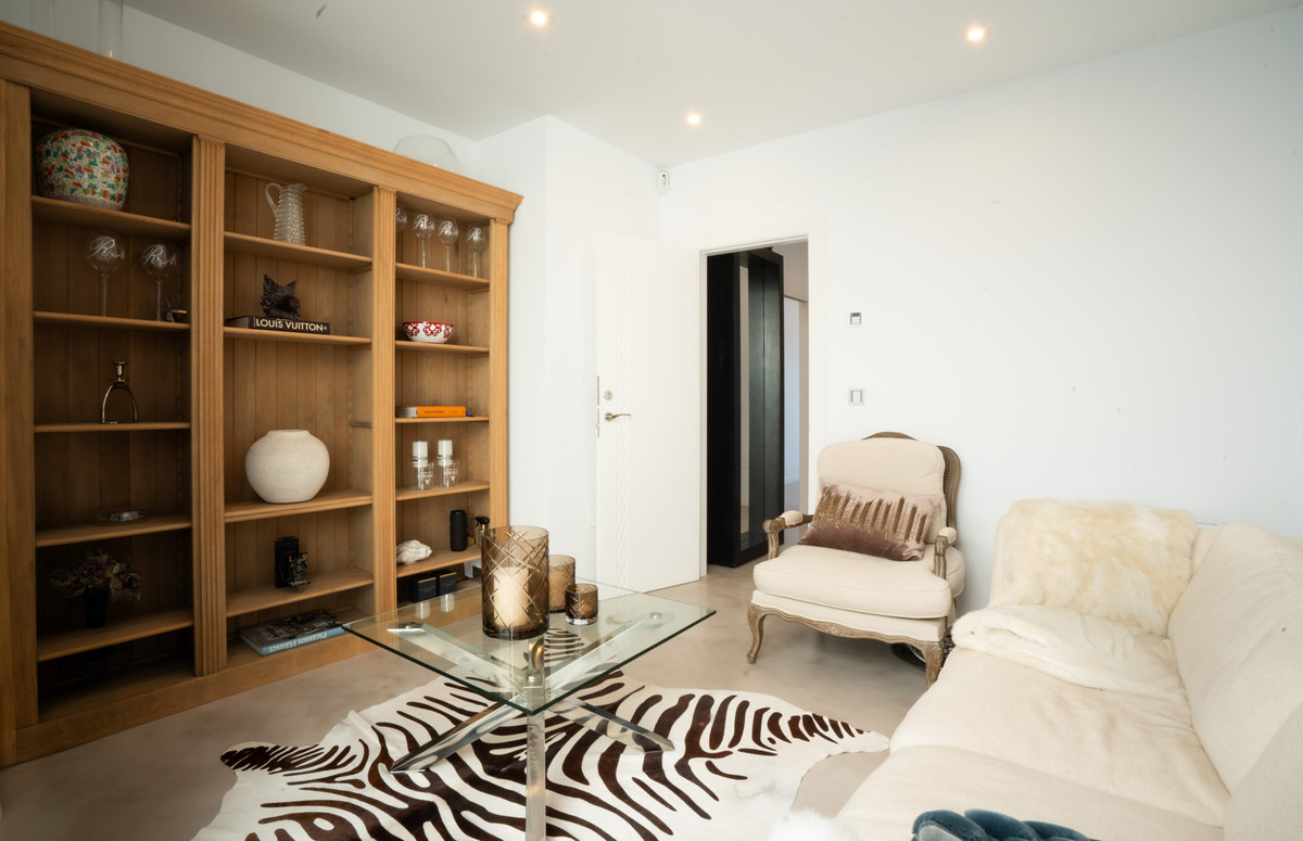 Property main view 42