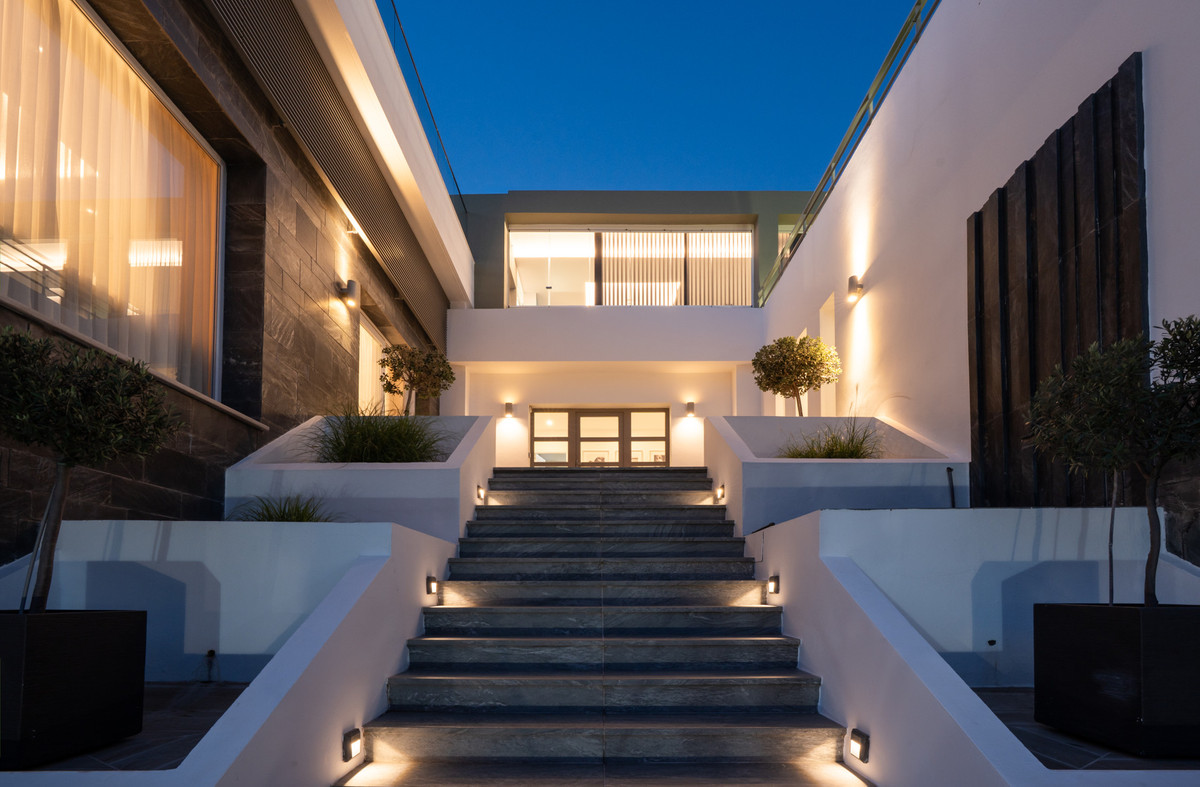 Property main view 50