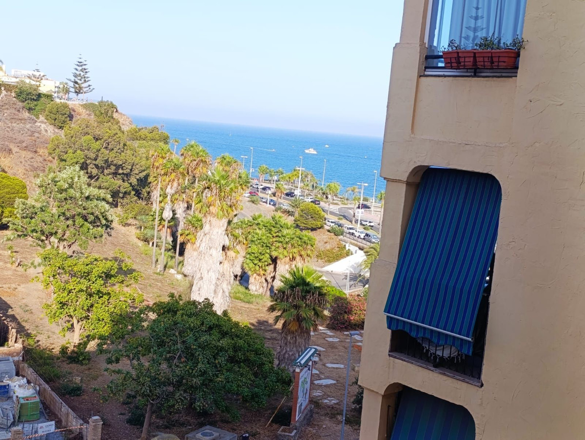 Tussenverdieping Appartement in Torrequebrada-1