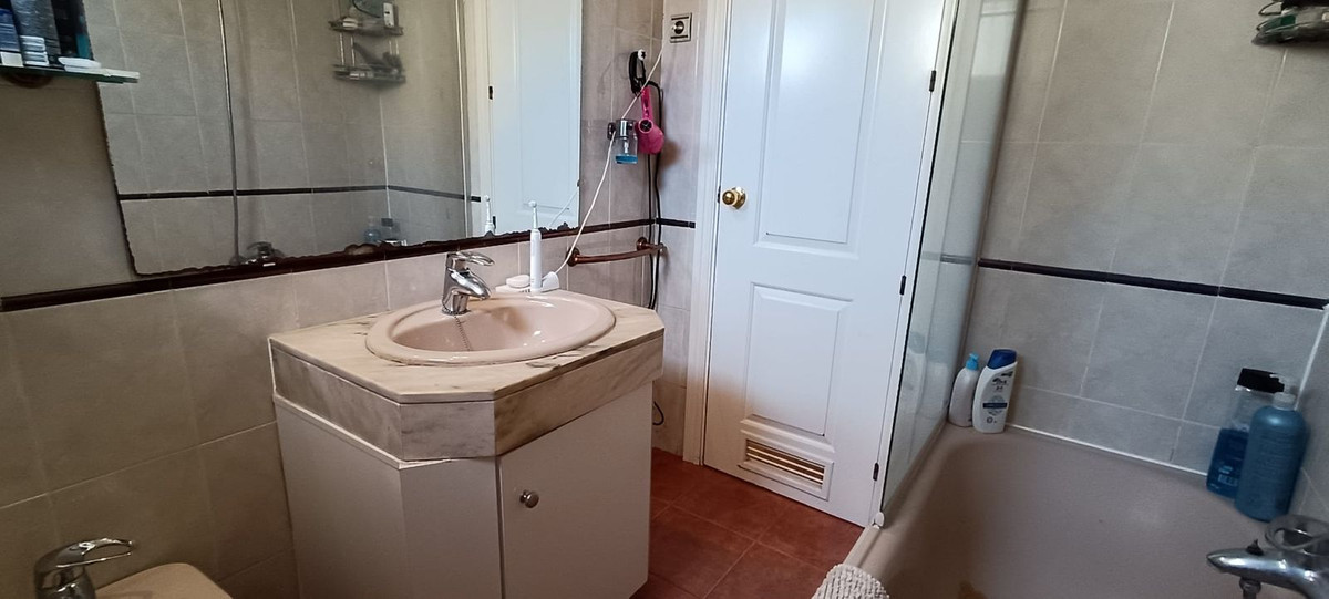 Tussenverdieping Appartement in Torrequebrada-34