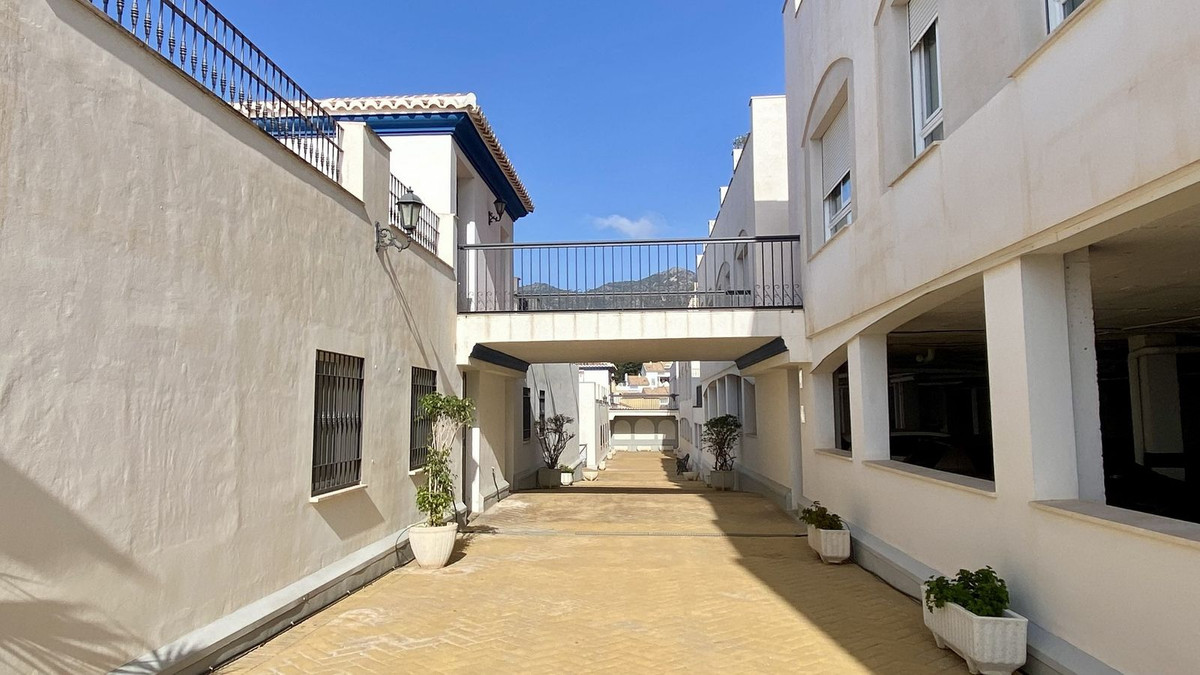 Tussenverdieping Appartement in Torrequebrada-5