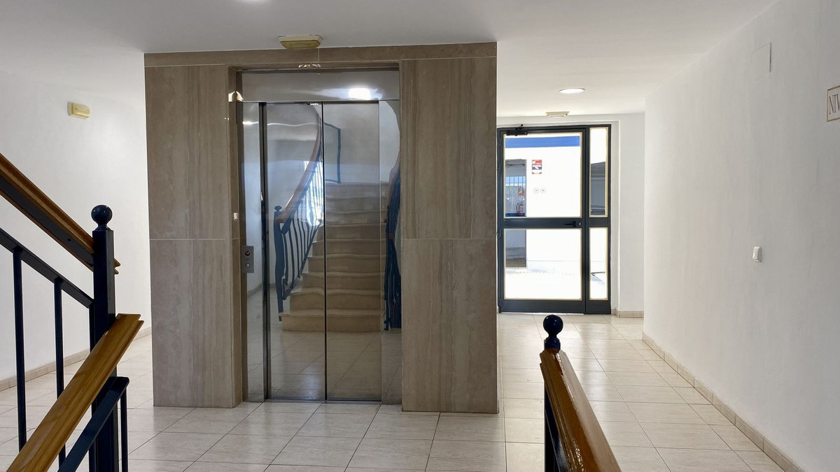 Tussenverdieping Appartement in Torrequebrada-7
