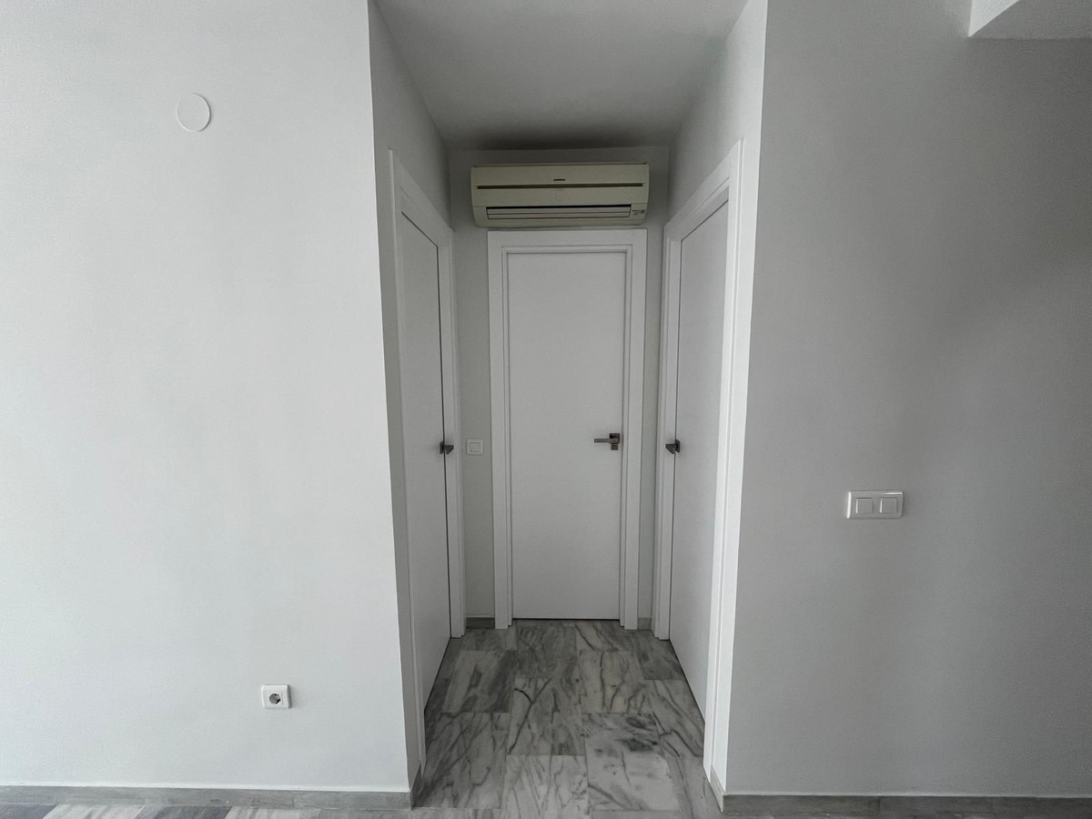 Bovenverdieping Appartement in Torrequebrada-12