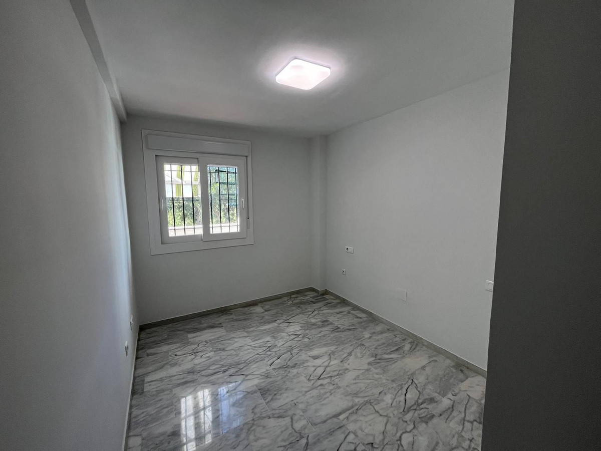 Bovenverdieping Appartement in Torrequebrada-13