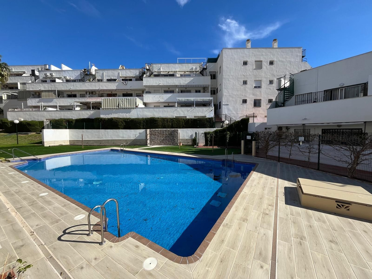 Bovenverdieping Appartement in Torrequebrada-22