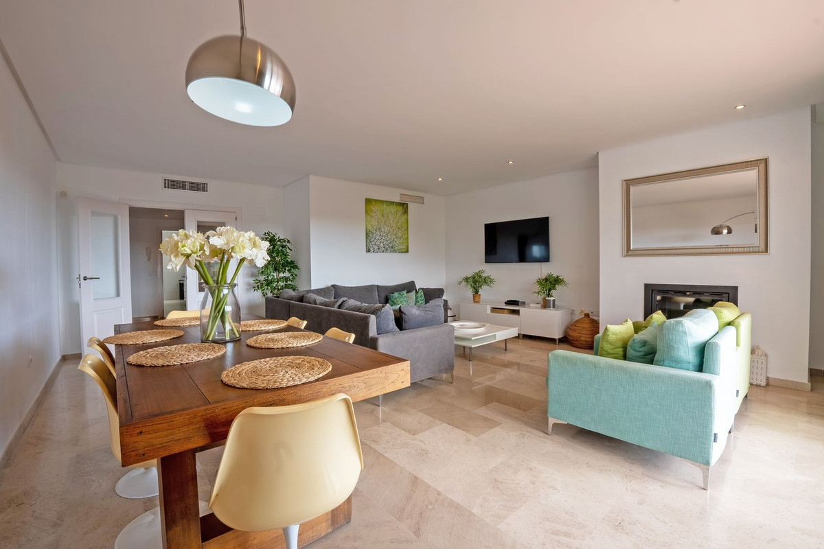 Bovenverdieping Appartement in Torrequebrada-11