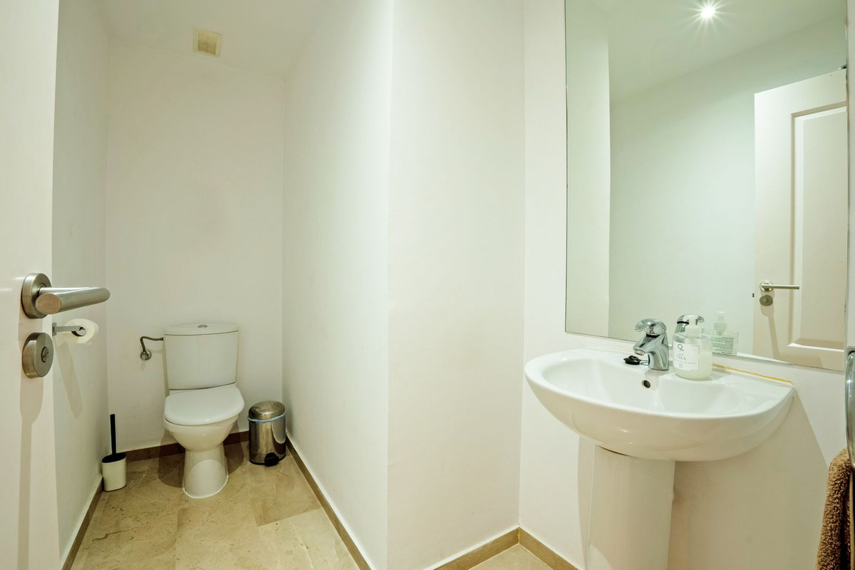 Bovenverdieping Appartement in Torrequebrada-12