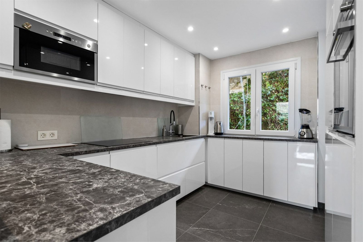 Tussenverdieping Appartement in Torrequebrada-11