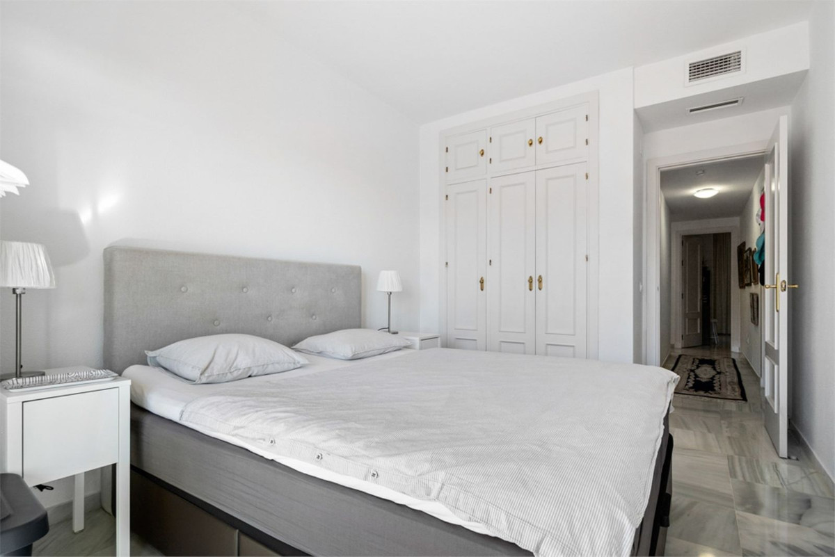Tussenverdieping Appartement in Torrequebrada-17