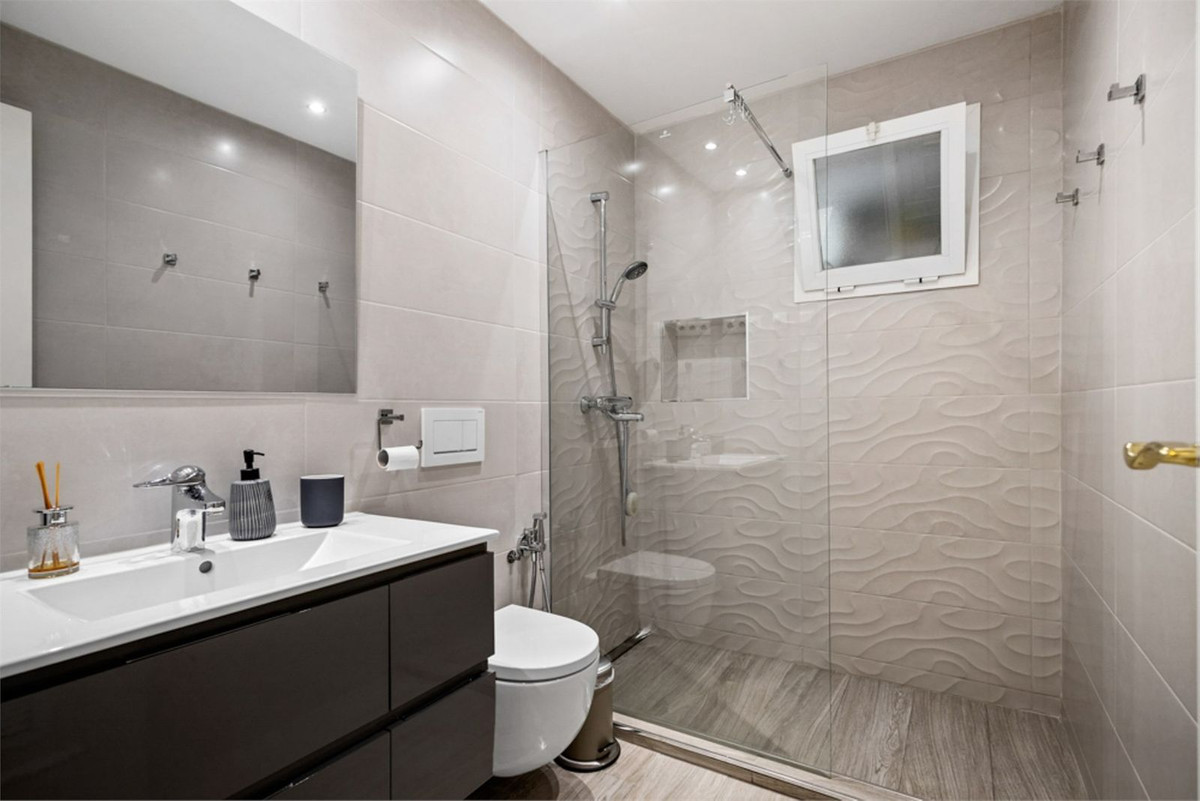 Tussenverdieping Appartement in Torrequebrada-19
