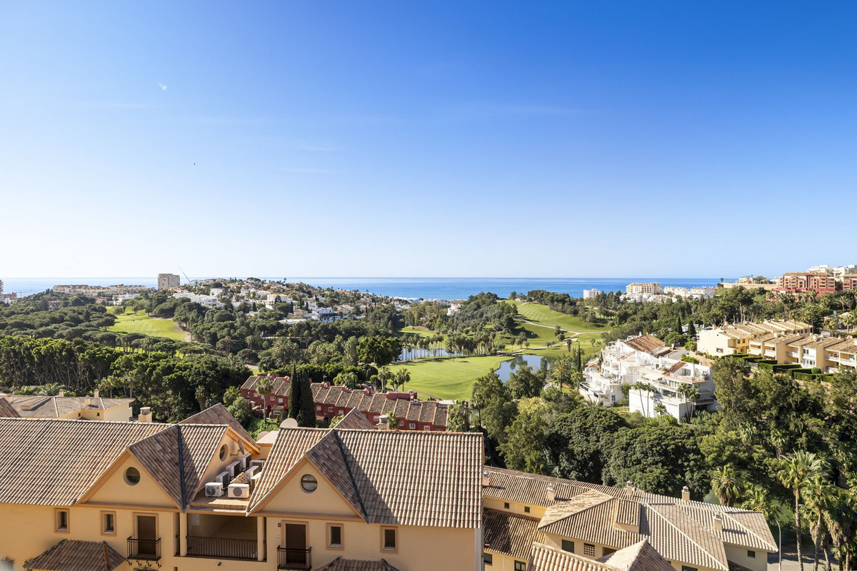 Penthouse in Torrequebrada-1