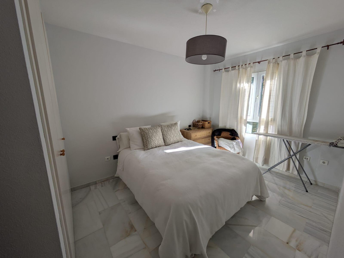 Appartement te koop in Torrequebrada | 3 slaapkamers H5046862