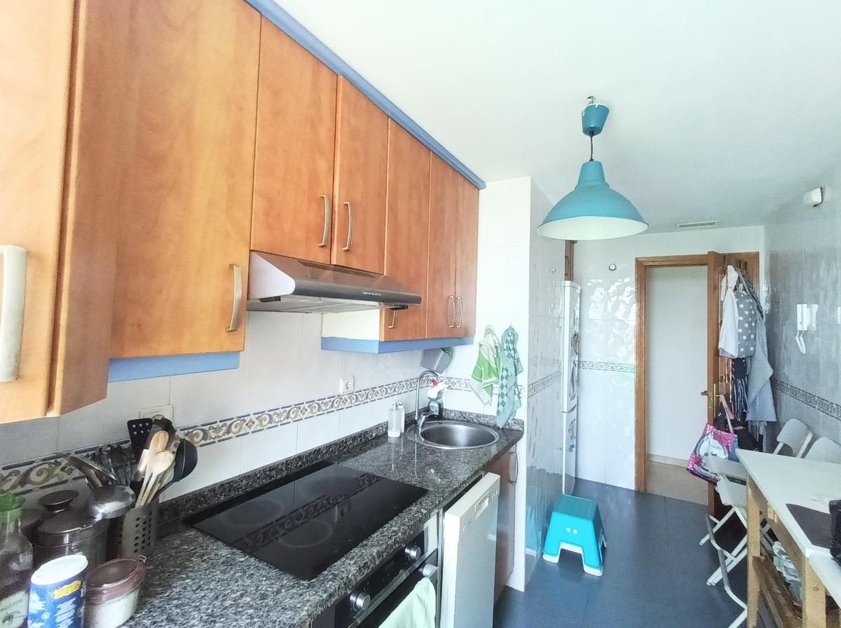Appartement te koop in Torrequebrada | 4 slaapkamers H5062576