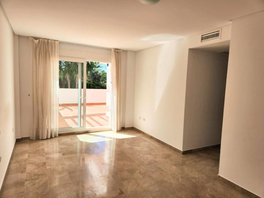 Appartement te koop in Torrequebrada | 2 slaapkamers H5070073
