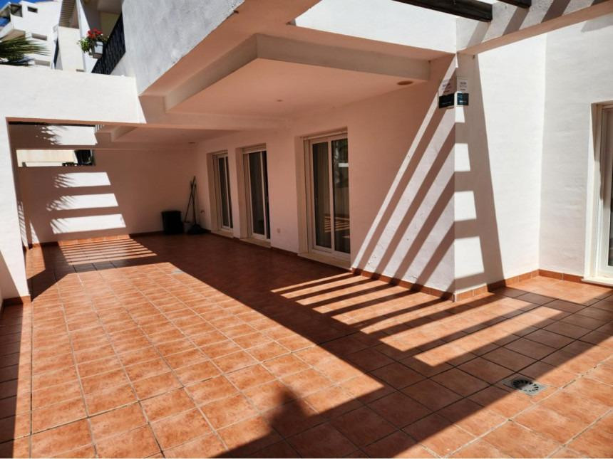 Appartement te koop in Torrequebrada | 2 slaapkamers H5070073