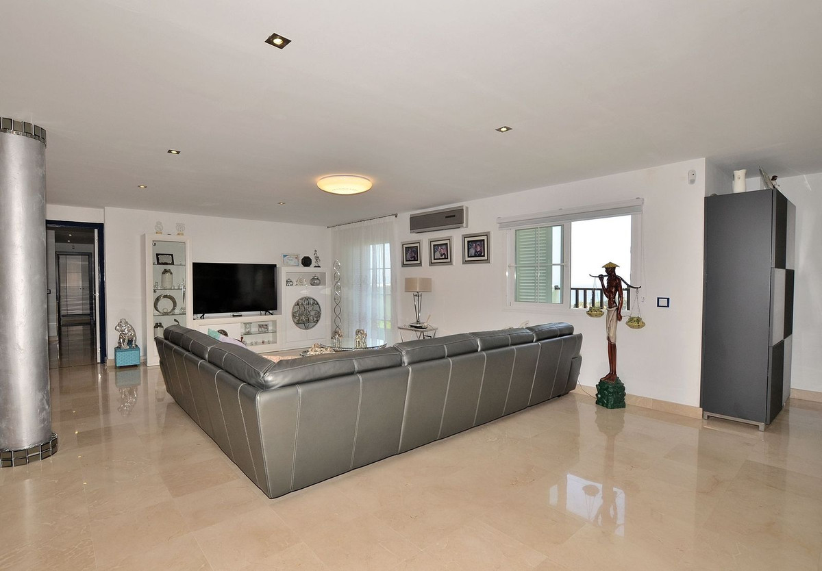 Penthouse te koop in Torrequebrada | 4 slaapkamers H5071291