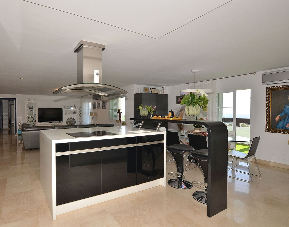 Penthouse te koop in Torrequebrada | 4 slaapkamers H5071291
