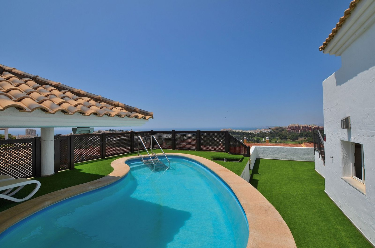 Penthouse te koop in Torrequebrada | 4 slaapkamers H5071291