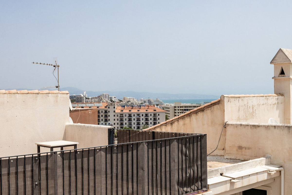 Appartement te koop in Torrequebrada | 2 slaapkamers H5073298