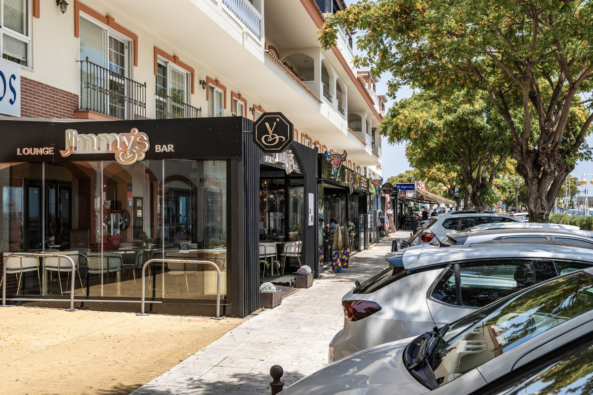 Appartement te koop in Torrequebrada | 2 slaapkamers H5073298