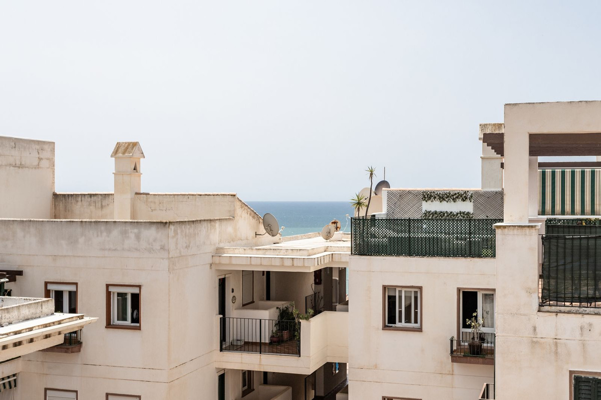 Appartement te koop in Torrequebrada | 2 slaapkamers H5073298