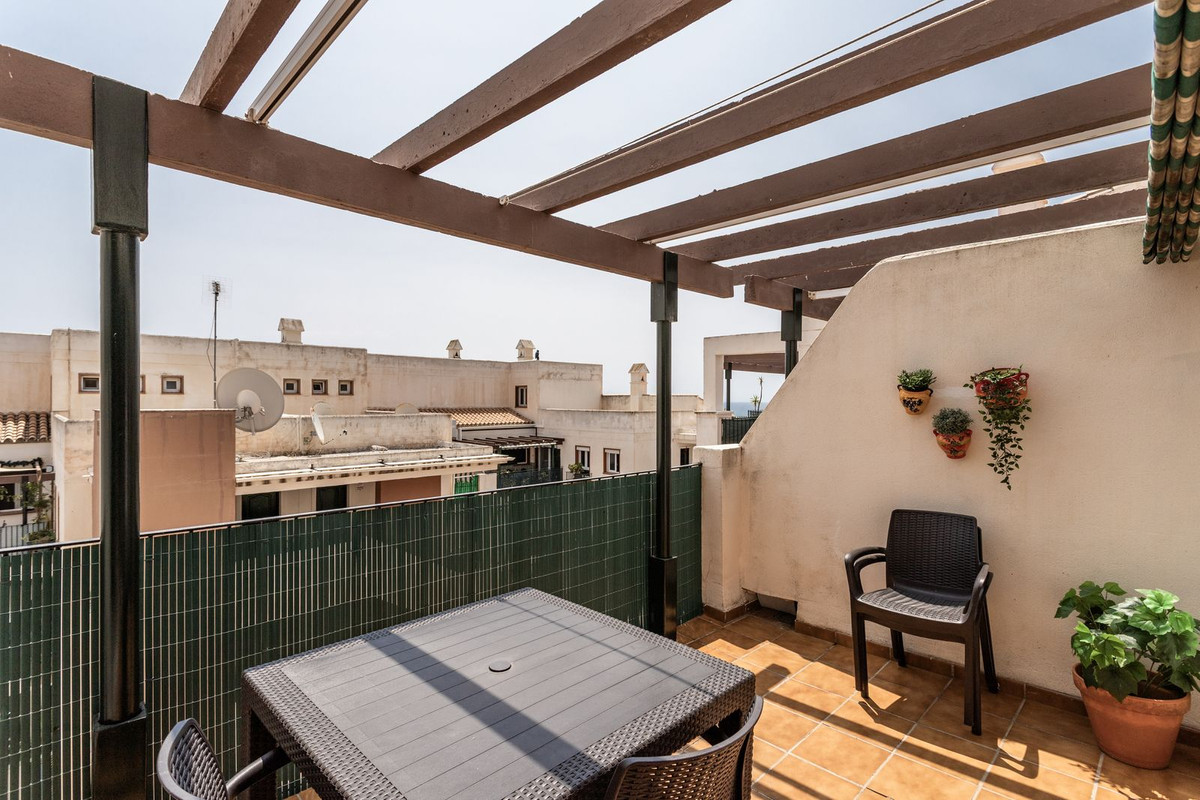 Appartement te koop in Torrequebrada | 2 slaapkamers H5073298