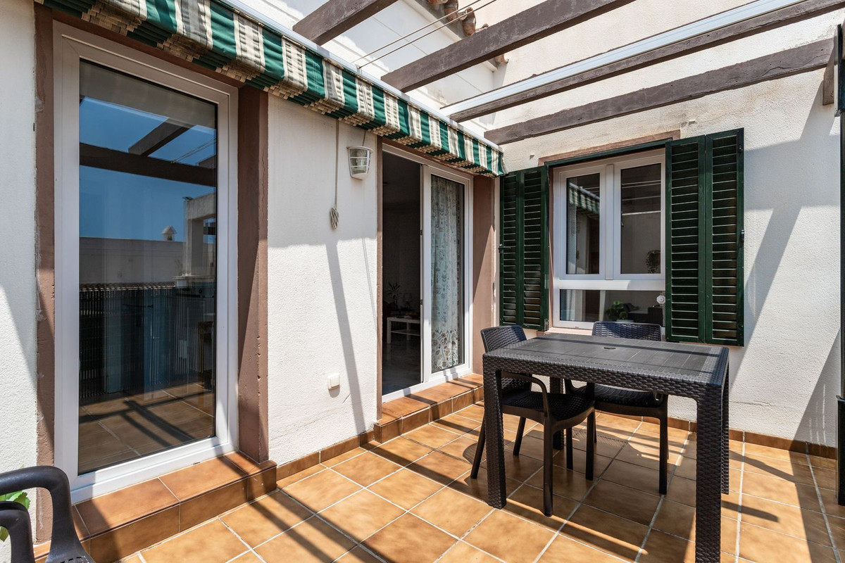 Appartement te koop in Torrequebrada | 2 slaapkamers H5073298