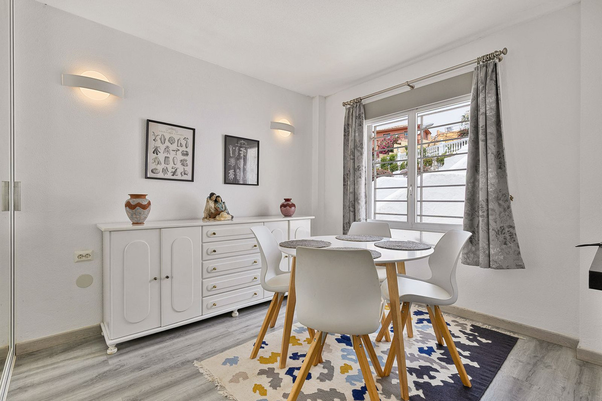 Appartement te koop in Torrequebrada | 2 slaapkamers H5080039