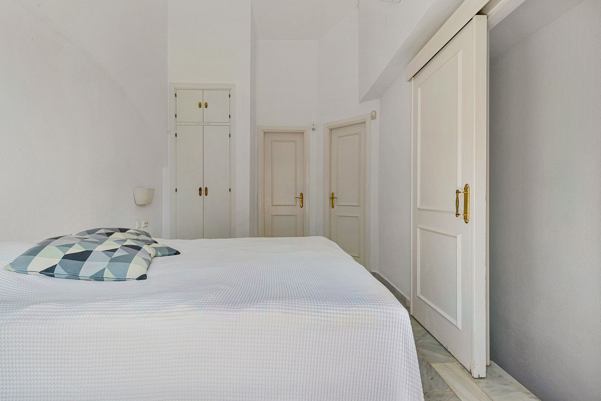 Appartement te koop in Torrequebrada | 2 slaapkamers H5080039