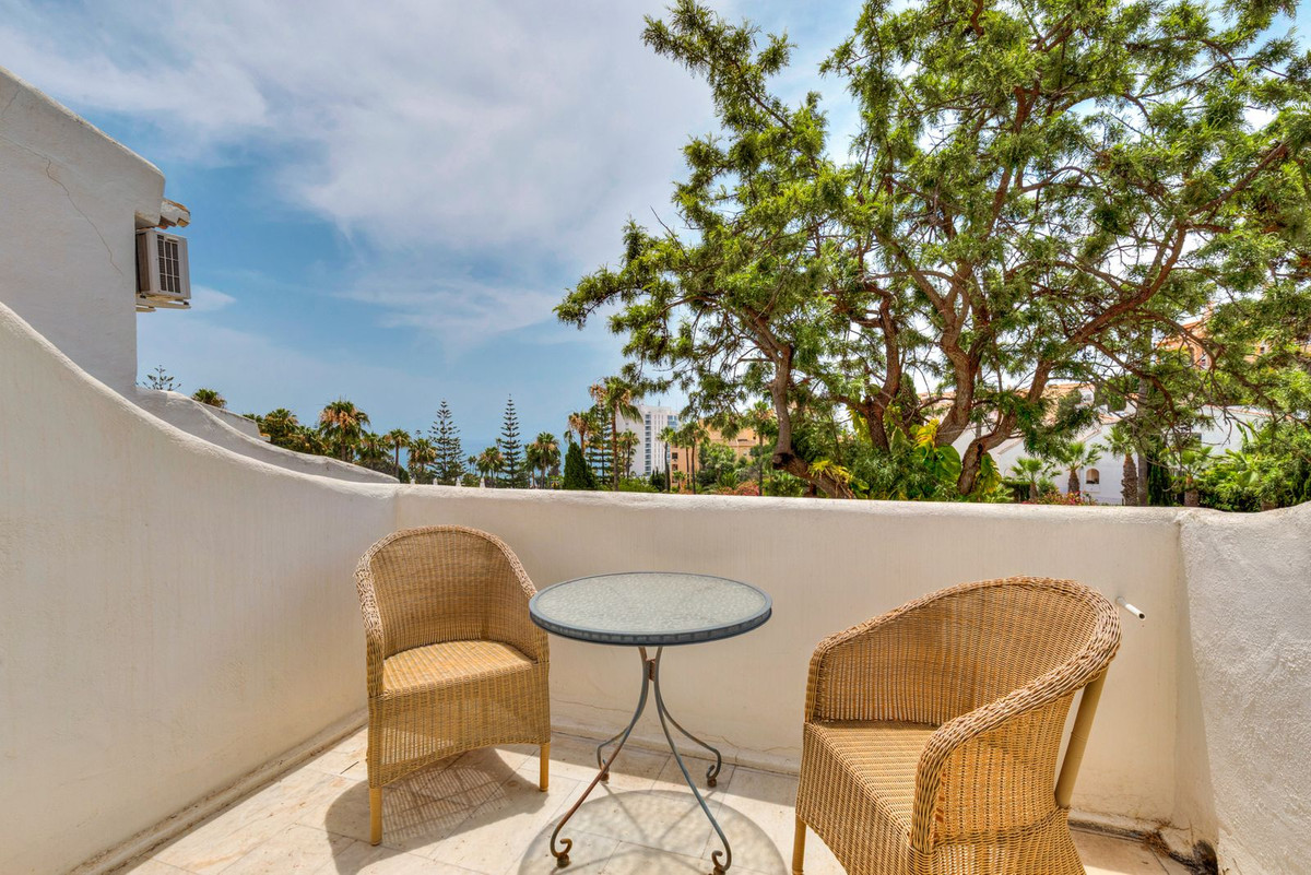 Appartement te koop in Torrequebrada | 2 slaapkamers H5080039