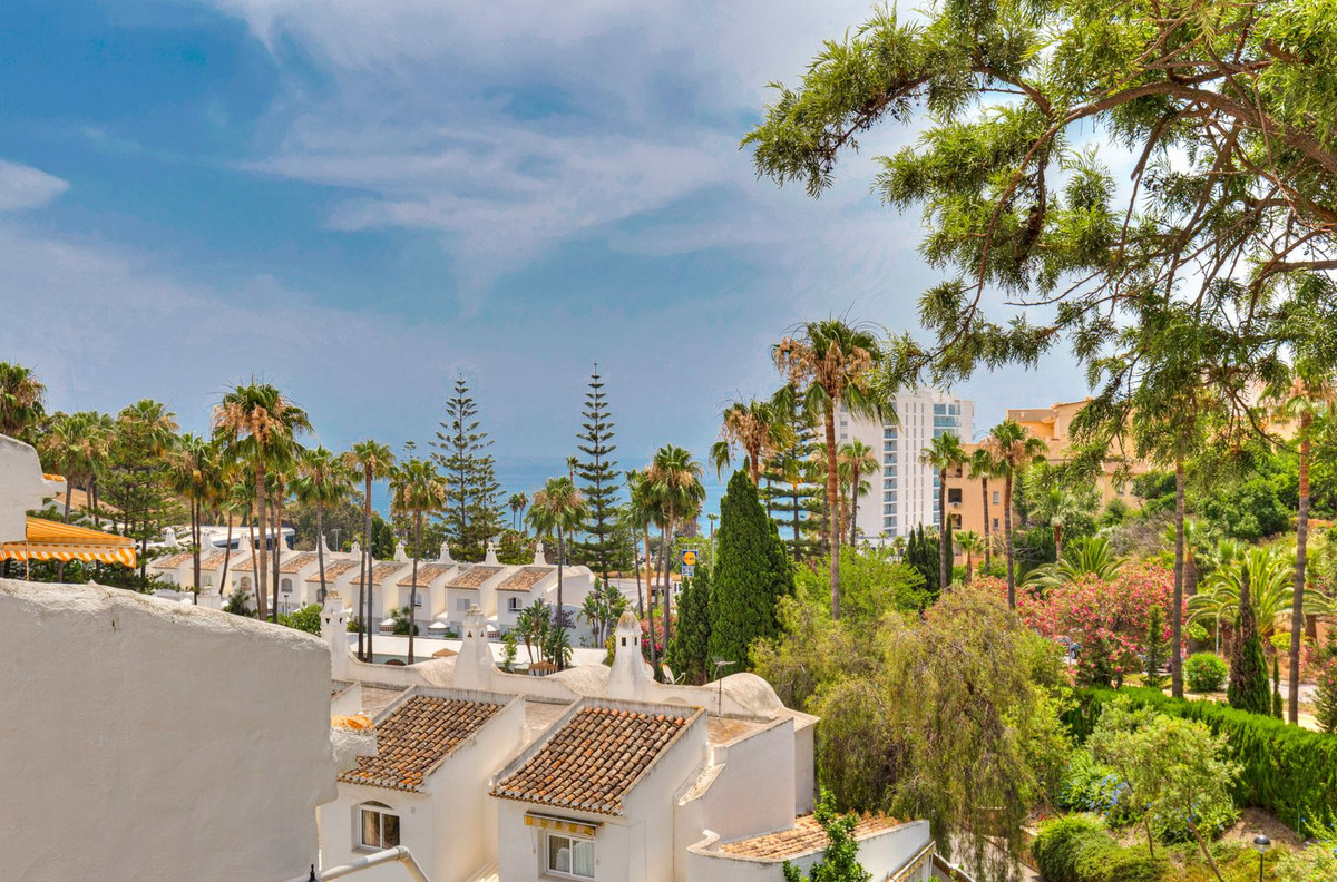 Appartement te koop in Torrequebrada | 2 slaapkamers H5080039