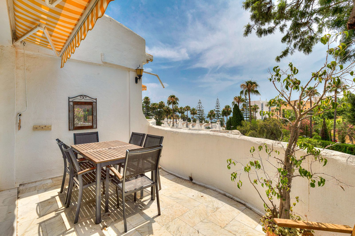 Appartement te koop in Torrequebrada | 2 slaapkamers H5080039